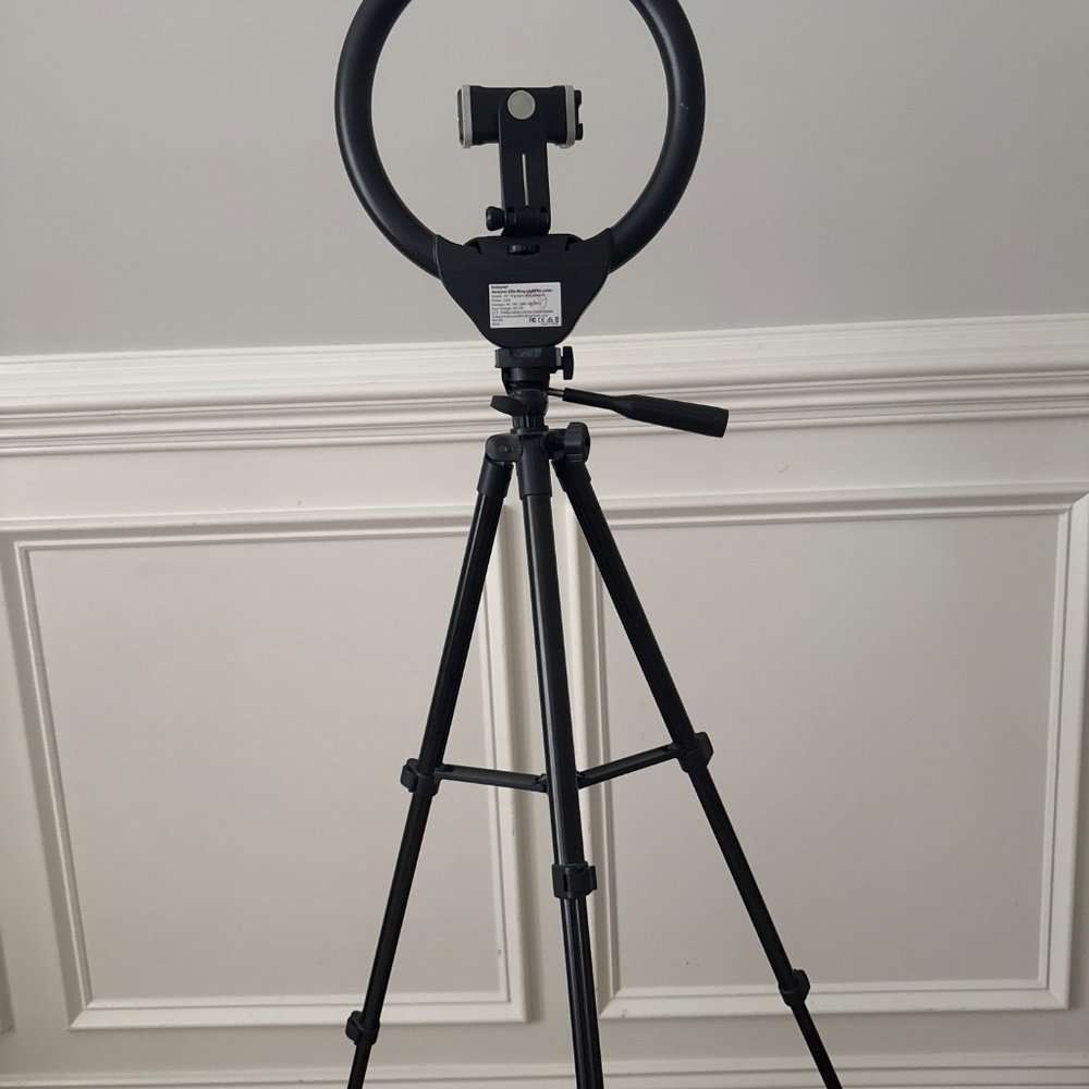 Ring Light - Picture 3 of 5
